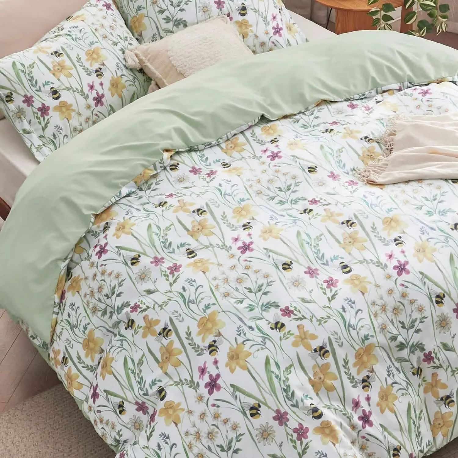 Bedsure Reversible Duvet Cover Set