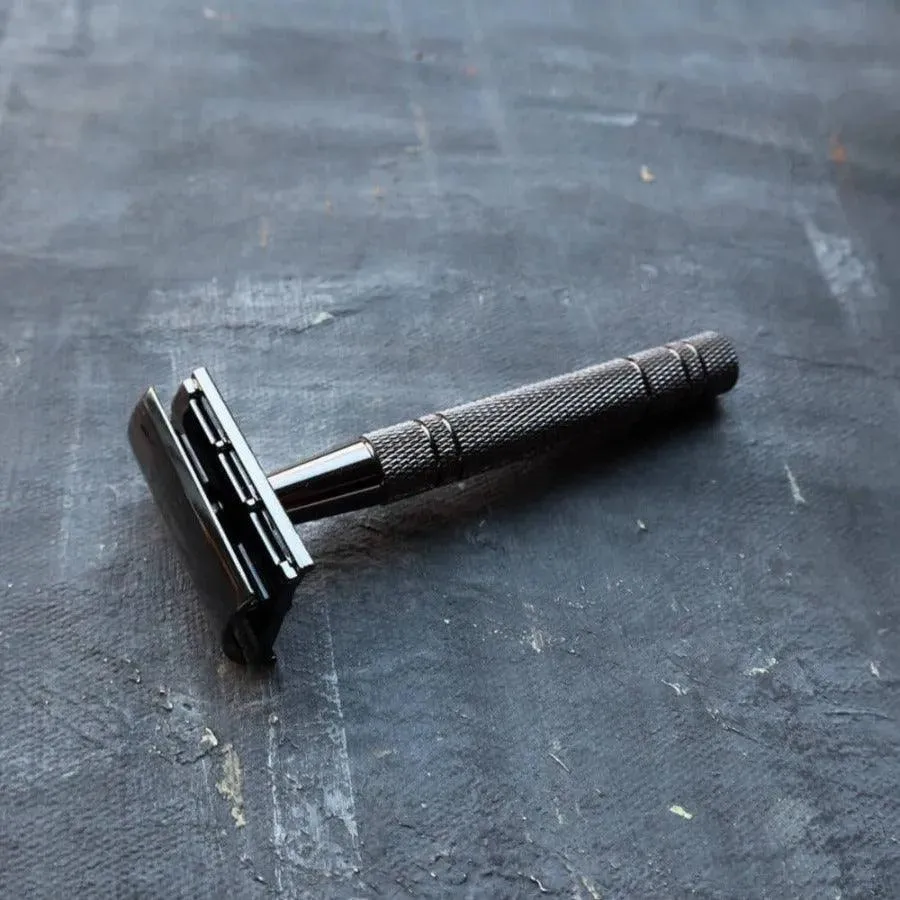 Double Edge Safety Razor - Metallic Black (5 Free Blades)